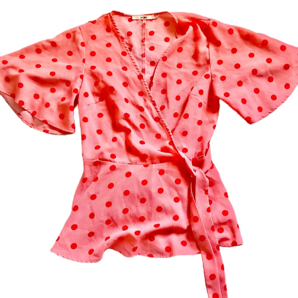 Women’s pink blouse